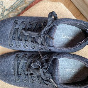 ALL BIRDS Women's dark grey wool shoes
